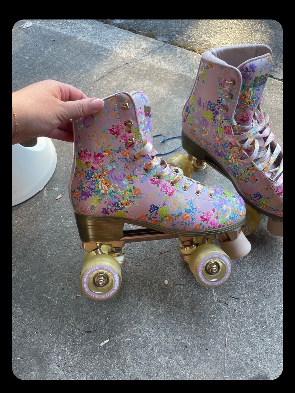 Cynthia Rowley x Impala roller skates